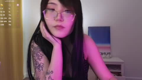 Erica online show from June 4, 2:28 am
