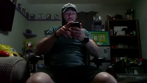 Awwwww Hey Sweetie Pies. Welcome To The Sweetie Pie Lounge. Enjoy The Dad-Cast. SweetCorny Fun-loving Dad Talk. online show from September 9, 10:37 am