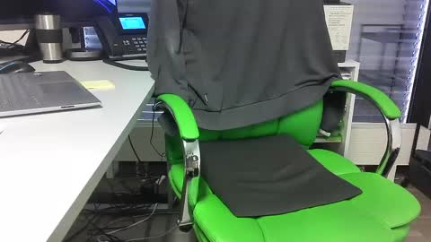 Snapshot of numlove chatting on January 27, 11:43 am Slave for Mistress and Master online show from January 27, 11:43 am