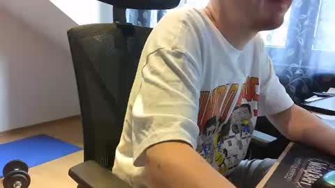 Snapshot of numlove chatting on September 11, 10:37 am Slave for Mistress and Master online show from September 11, 10:37 am