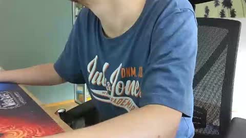 Snapshot of numlove chatting on September 15, 9:20 am Slave for Mistress and Master online show from September 15, 9:20 am