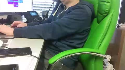 Snapshot of numlove chatting on March 26, 10:10 am Slave for Mistress and Master online show from March 26, 10:10 am