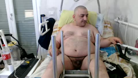 Snapshot of nunzio19811213 chatting on June 18, 12:53 pm nunzio19811213 online show from June 18, 12:53 pm