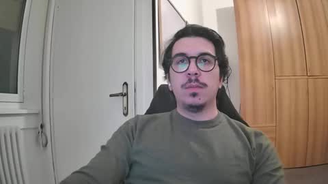 Snapshot of nuotatore90 chatting on March 8, 11:28 pm nuotatore90 online show from March 8, 11:28 pm