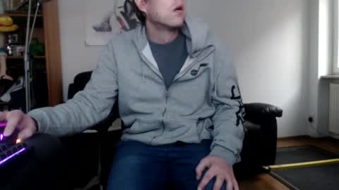 nursefan online show from January 10, 2:41 pm