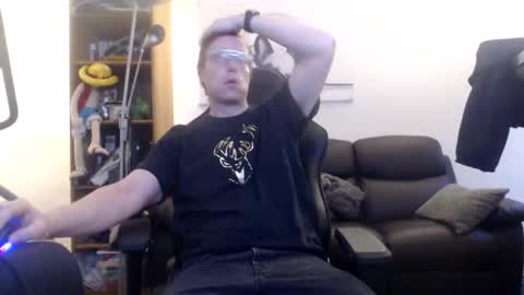 nursefan online show from January 18, 3:38 pm