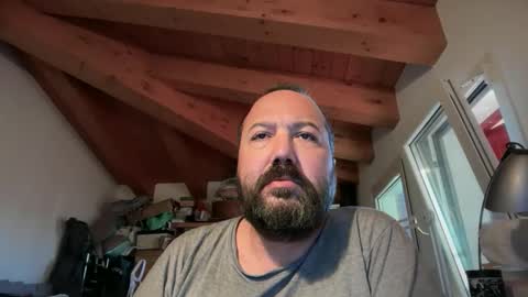 Snapshot of nutelloso79 chatting on October 24, 6:21 am Nutelloso online show from October 24, 6:21 am