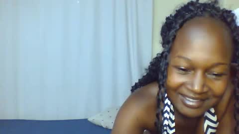 nutgal online show from January 10, 10:28 am