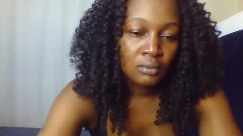 Snapshot of nutgal_ chatting on March 16, 9:02 am nutgal online show from March 16, 9:02 am