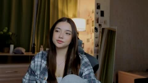 Rachel online show from May 17, 7:43 pm