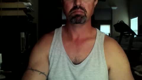 nvrenuff1979 online show from September 17, 11:34 am