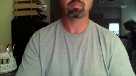 nvrenuff1979 online show from November 12, 12:38 pm