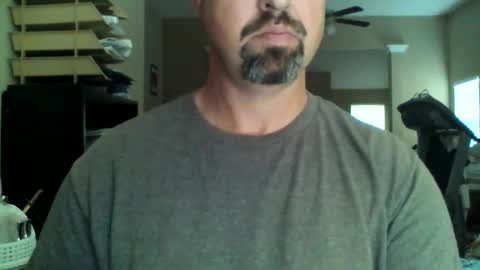 nvrenuff1979 online show from November 16, 1:39 pm