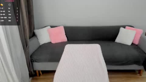 Snapshot of nya_babe chatting on March 7, 10:18 pm nya_babe online show from March 7, 10:18 pm