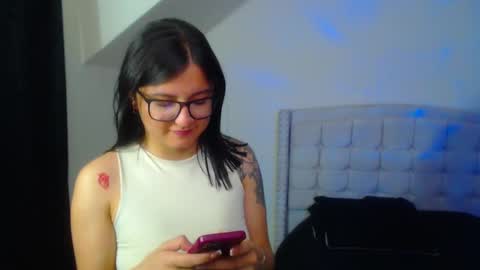 NyahMackenzie online show from February 26, 5:17 pm