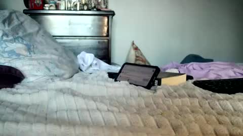 KN online show from September 22, 7:49 pm