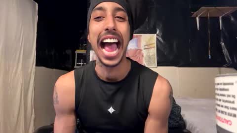 Snapshot of nygal23 chatting on March 22, 2:48 am nygal23 online show from March 22, 2:48 am