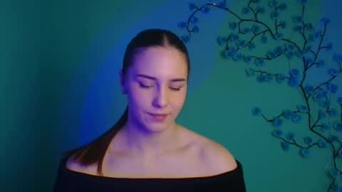 Snapshot of nykara chatting on April 23, 5:30 am Nykara online show from April 23, 5:30 am