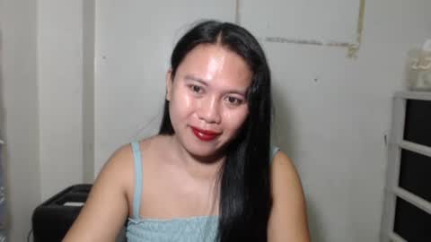 Snapshot of nylecummer chatting on April 4, 9:34 pm nylecummer online show from April 4, 9:34 pm
