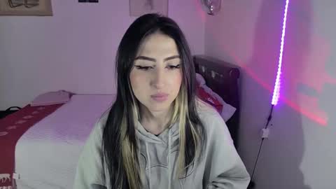 Frida online show from December 3, 3:30 am