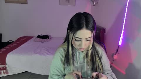 Frida online show from December 4, 3:48 am