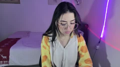 Frida online show from December 9, 12:30 pm