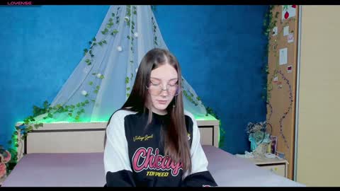 Snapshot of nymphalean chatting on January 27, 7:03 pm Kat online show from January 27, 7:03 pm