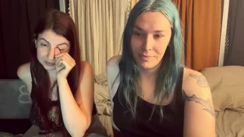 Snapshot of nympharabelle chatting on October 2, 8:10 am Creamy Grapefruit online show from October 2, 8:10 am