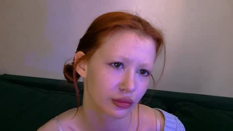 Snapshot of nyra_thira chatting on March 24, 11:26 am nyra_thira online show from March 24, 11:26 am