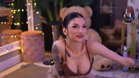 Nyssa online show from January 16, 6:45 pm