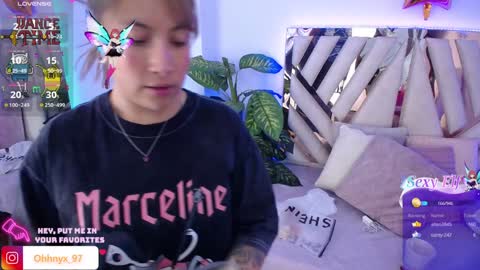 Snapshot of nyx_andria chatting on January 16, 3:34 am Alex . online show from January 16, 3:34 am