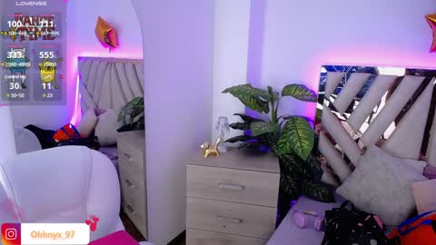 Snapshot of nyx_andria chatting on January 26, 4:20 am Alex . online show from January 26, 4:20 am
