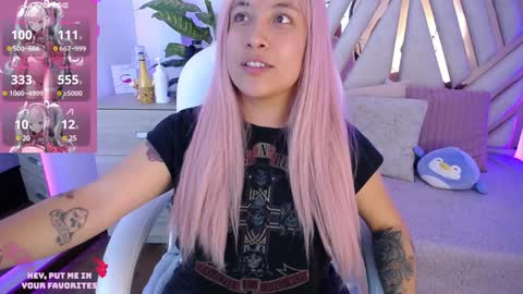 Snapshot of nyx_andria chatting on February 3, 8:24 pm Alex . online show from February 3, 8:24 pm