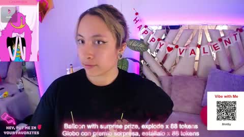 Snapshot of nyx_andria chatting on February 21, 3:23 am Alex . online show from February 21, 3:23 am