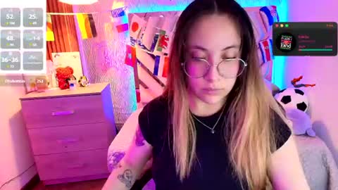 Alex   .    online show from July 7, 6:47 am