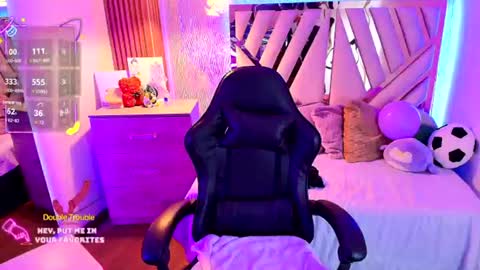 Alex   .    online show from July 30, 2:43 am