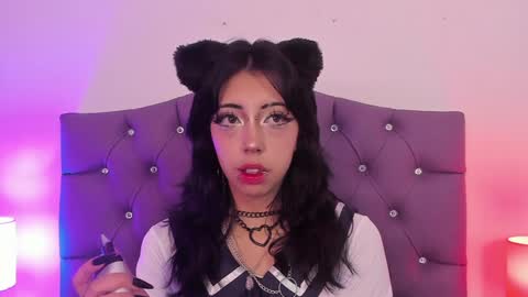 Snapshot of nyx_nayla chatting on January 25, 10:19 am online show from January 25, 10:19 am