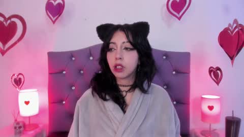 Snapshot of nyx_nayla chatting on February 11, 9:53 am online show from February 11, 9:53 am