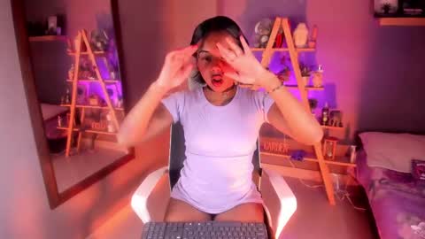 Nyx online show from September 17, 7:59 pm