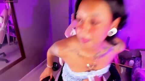 Nyx online show from November 10, 8:30 pm