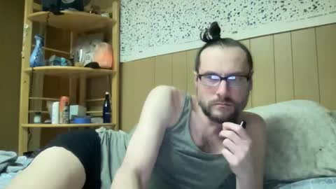 harvestmoon online show from March 31, 7:31 am