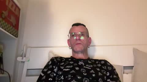 Jonathan Deep online show from March 5, 1:56 am