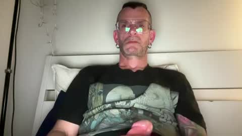 Jonathan Deep online show from June 12, 9:57 pm