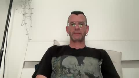 Jonathan Deep online show from June 13, 10:02 am