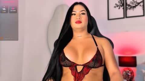 Luisa Instagram - Luisavinasc0 online show from December 5, 2:31 am