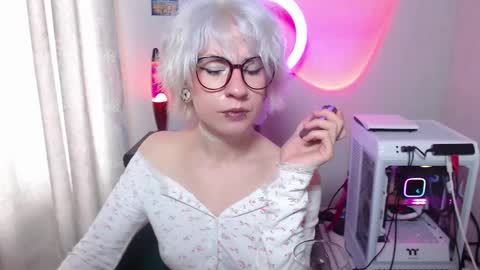 Moonlight online show from October 5, 10:13 am