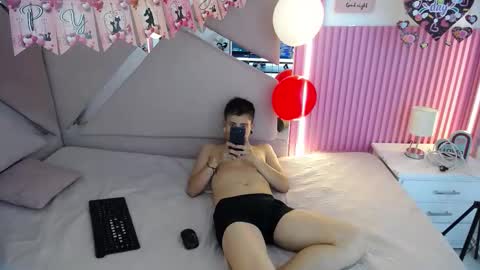 oblivionlove online show from February 12, 1:39 pm