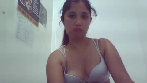 obsidian_r0se19 online show from October 15, 10:15 am