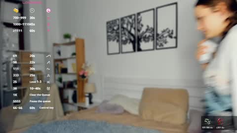 Snapshot of obsidiva chatting on April 3, 8:18 pm Elis online show from April 3, 8:18 pm