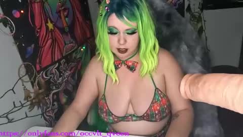 Snapshot of occvlt_qveen chatting on December 25, 8:50 pm occvlt qveen online show from December 25, 8:50 pm